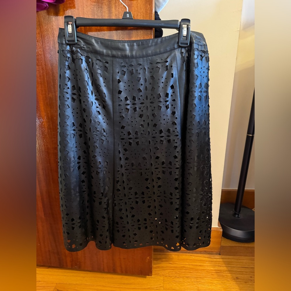 Women’s faux leather skirt